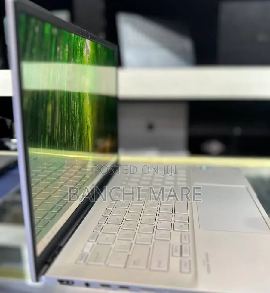 New Laptop Asus Zenbook 14 OLED 16GB Intel Core i9 SSD 512GB