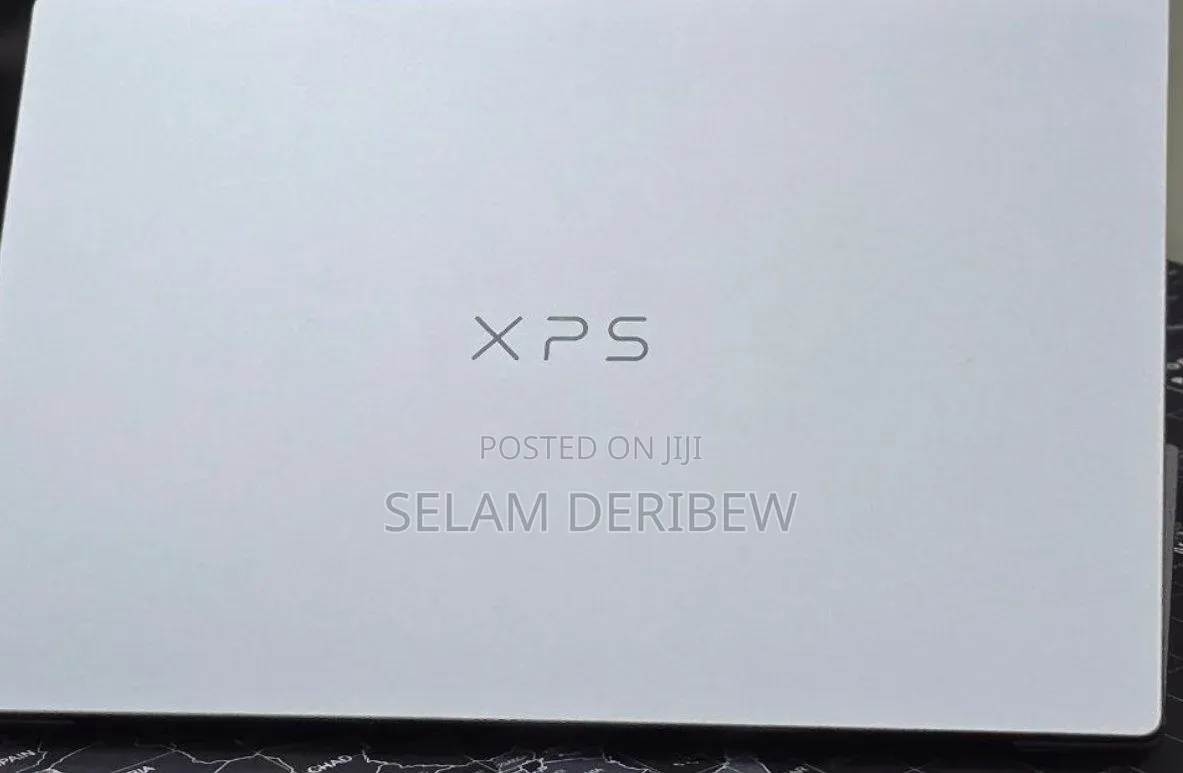 New Laptop Dell XPS 13 8GB Intel Core i5 SSD 512GB