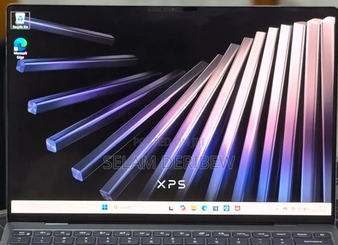 New Laptop Dell XPS 13 8GB Intel Core i5 SSD 512GB