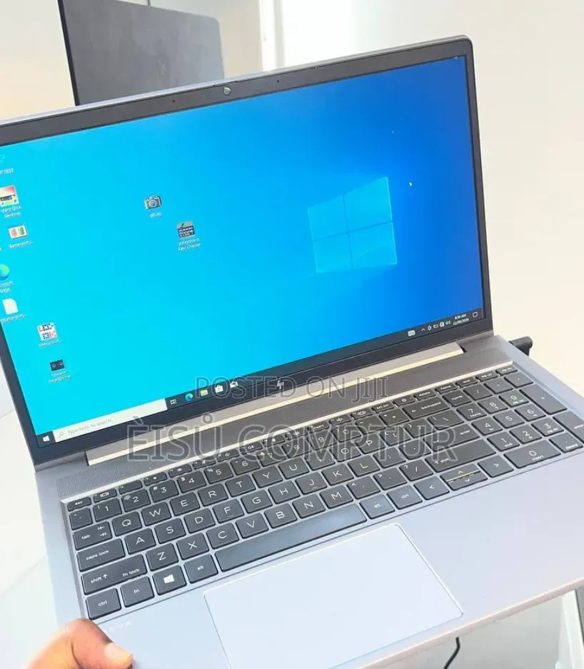 New Laptop HP ZBook Studio G8 16GB Intel Core i7 SSD 512GB