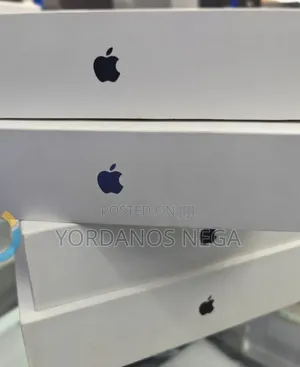 New Laptop Apple MacBook Air 2026 M5 16GB Apple M5 SSD 512GB
