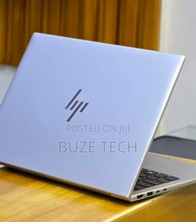 New Laptop HP Elitebook 830 G11 16GB Intel Core Ultra 7 SSD 512GB