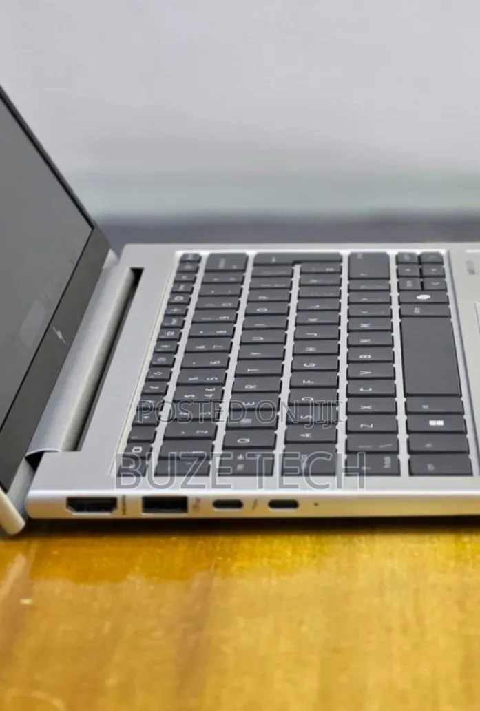 New Laptop HP Elitebook 830 G11 16GB Intel Core Ultra 7 SSD 512GB