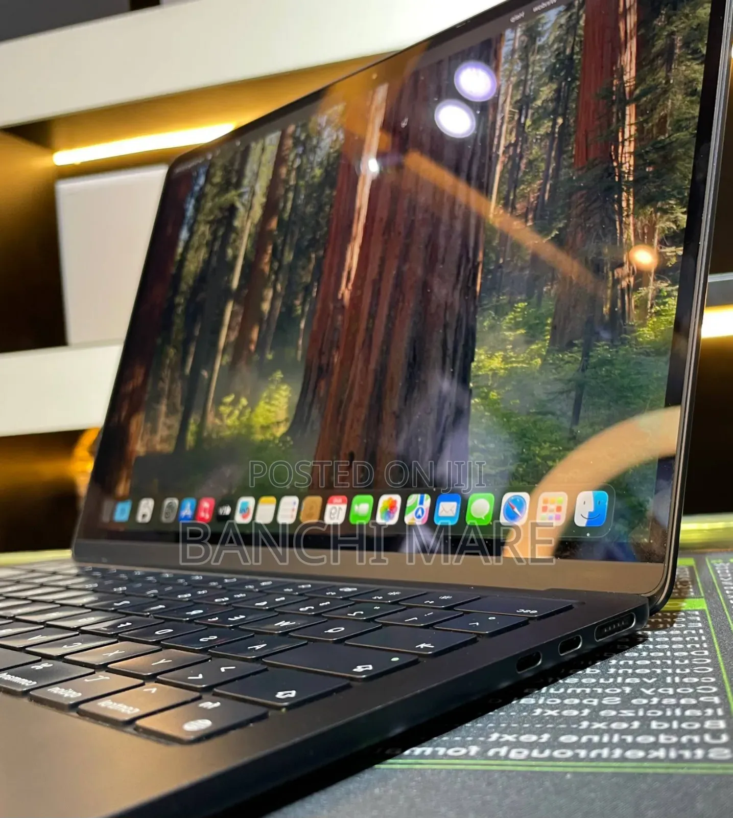 New Laptop Apple MacBook Air 2022 M2 8GB Apple M2 SSD 512GB
