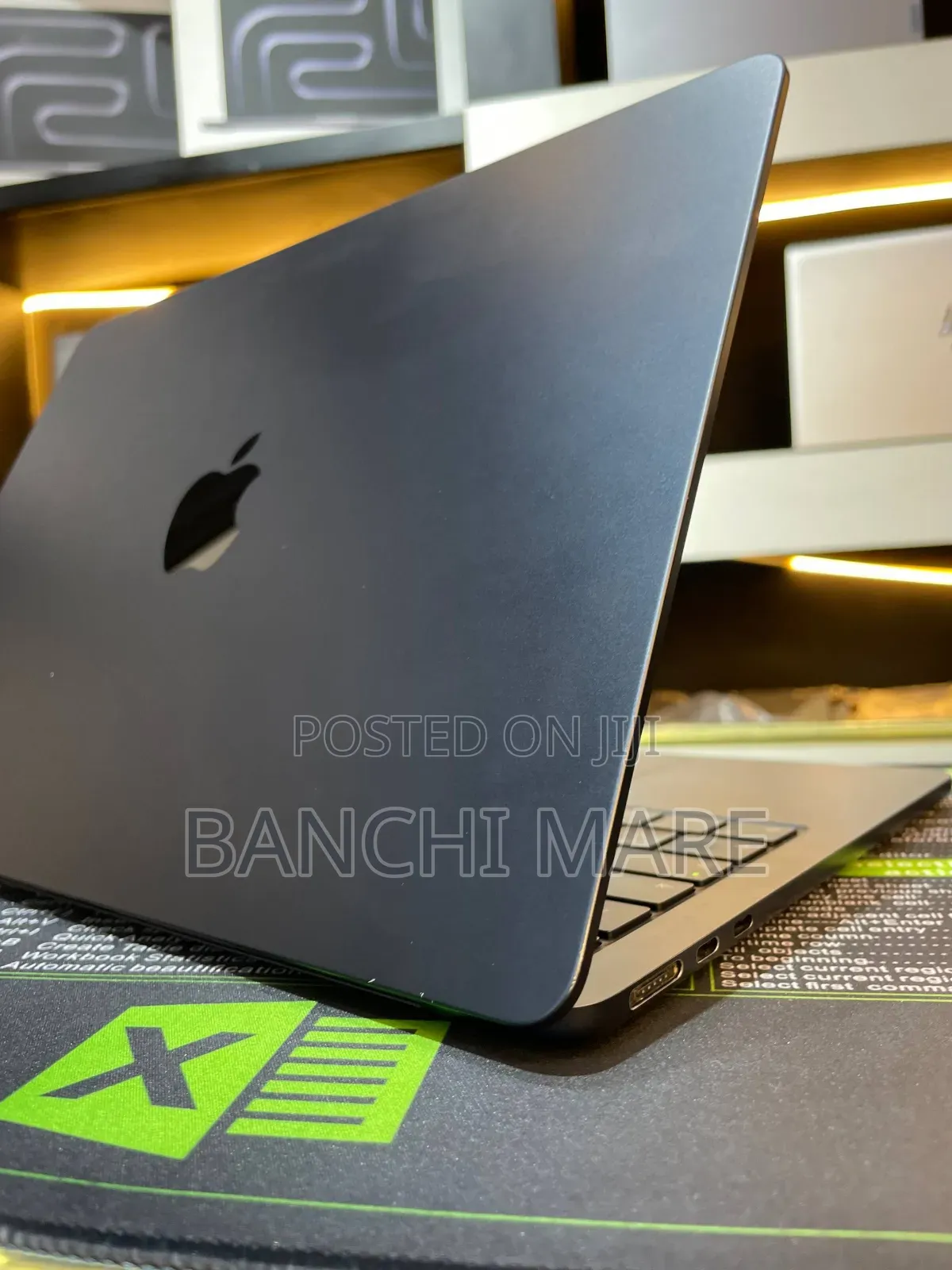 New Laptop Apple MacBook Air 2022 M2 8GB Apple M2 SSD 512GB