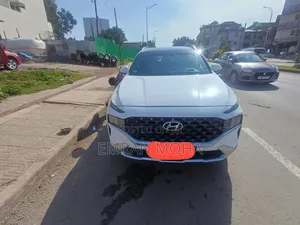 Hyundai Santa Fe 2023 White