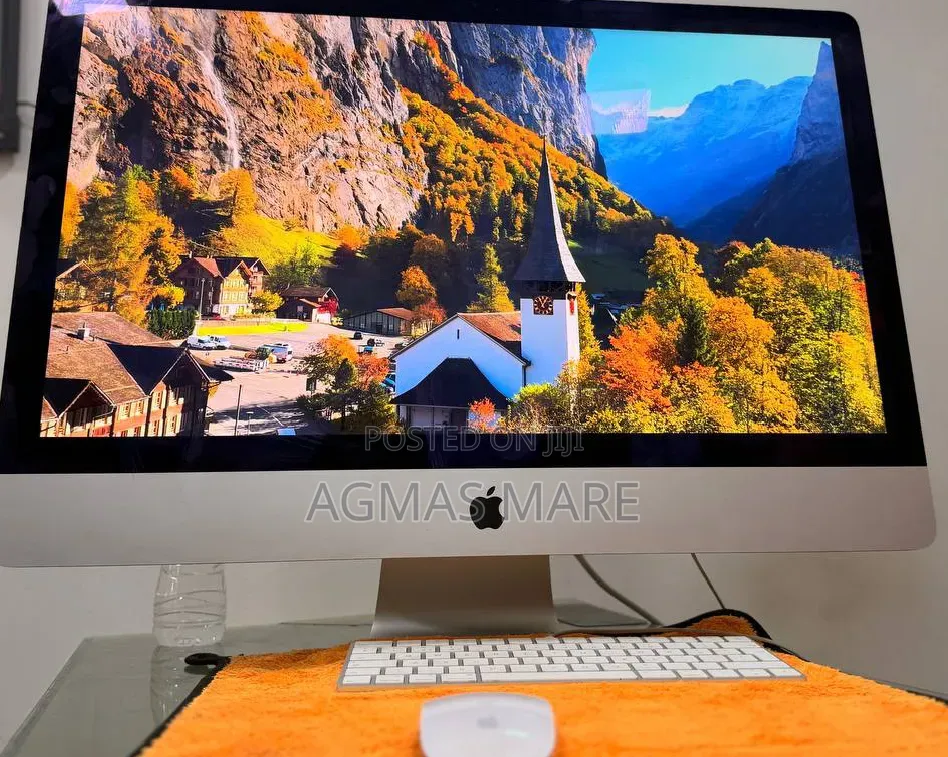 New Desktop Computer Apple iMac 8GB Intel Core i5 SSD 256GB