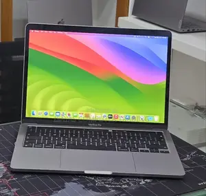 New Laptop Apple MacBook Pro 2020 M1 8GB Apple M1 Pro SSD 512GB