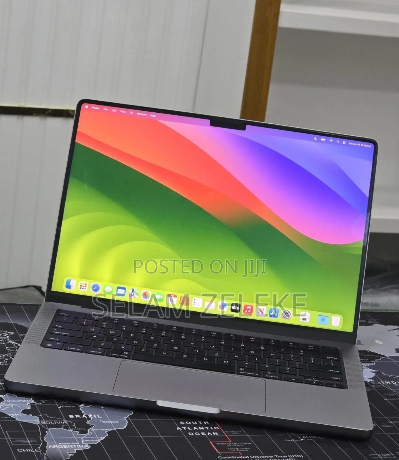 New Laptop Apple MacBook Pro 2023 M3 8GB Apple M3 Pro SSD 512GB