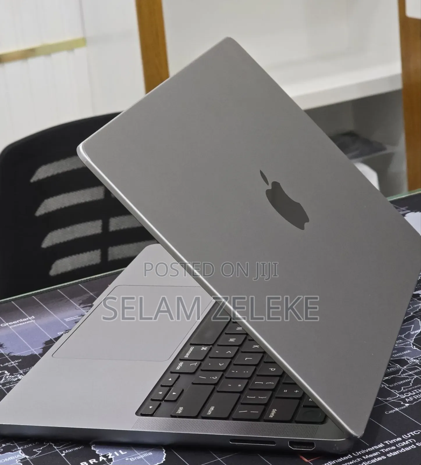 New Laptop Apple MacBook Pro 2023 M3 8GB Apple M3 Pro SSD 512GB