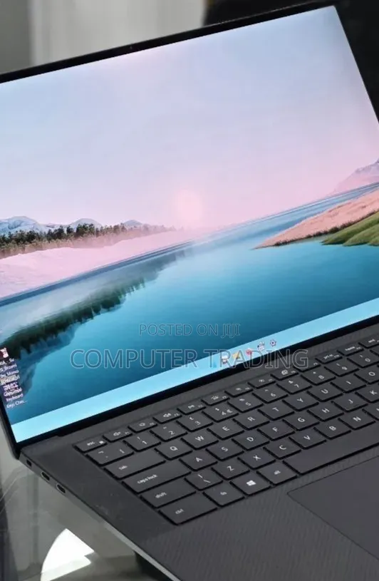 New Laptop Dell Precision 5540 16GB Intel Core i7 SSD 512GB