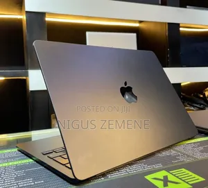 New Laptop Apple MacBook Pro 2019 8GB Intel Core i5 SSD 512GB