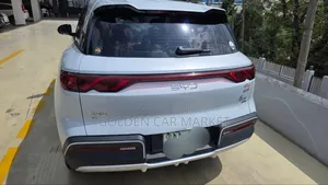 BYD Yuan Up 2025 Ivory