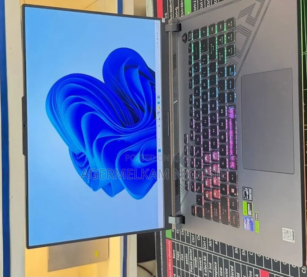 New Laptop Asus ROG Strix G15 16GB Intel Core i9 SSD 1T
