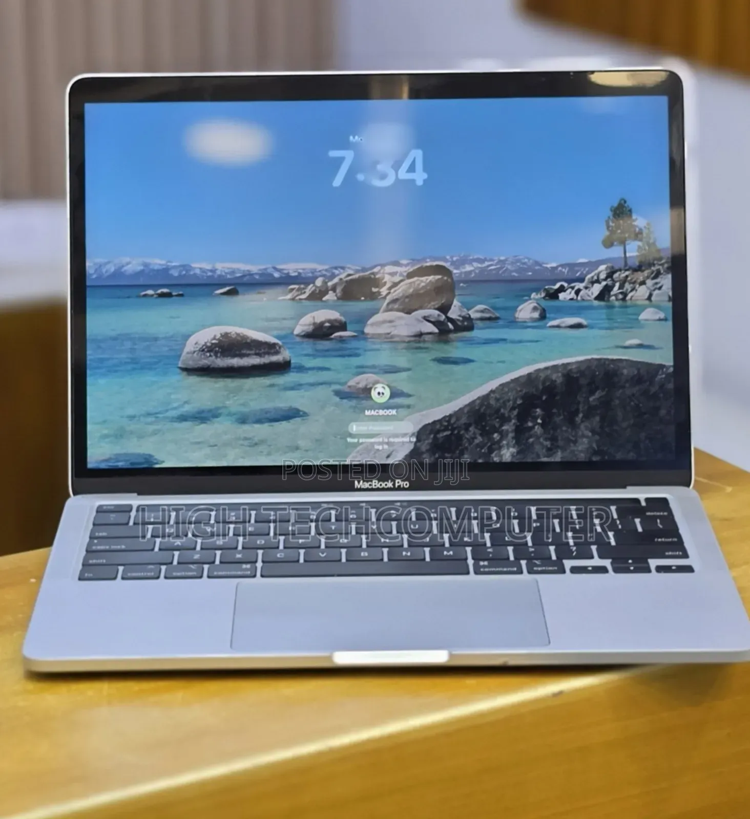 New Laptop Apple MacBook Pro 2020 32GB Intel Core i7 SSD 512GB