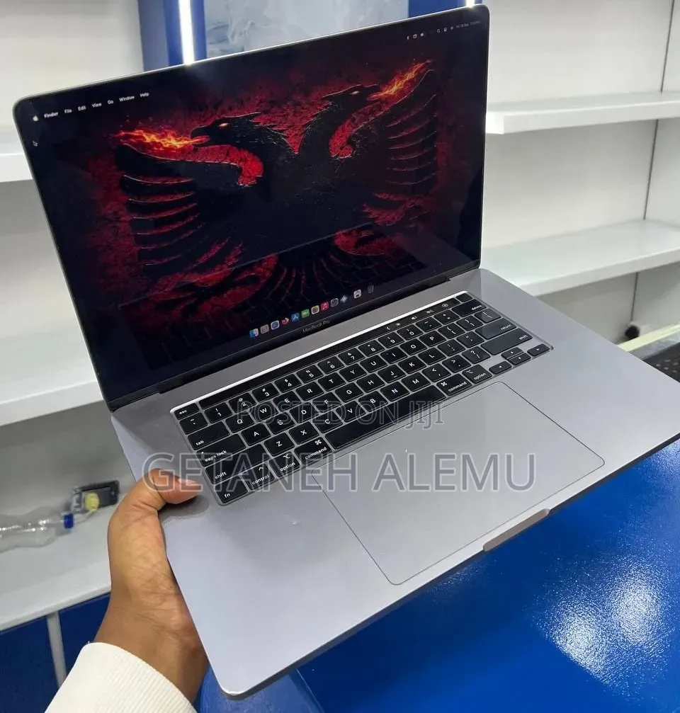 New Laptop Apple MacBook Pro 2019 16GB Apple M1 Pro SSD 1T