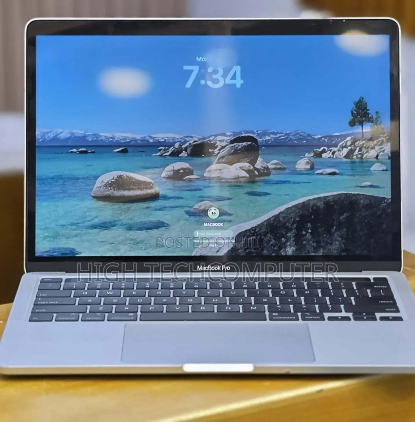 New Laptop Apple MacBook Pro 2020 32GB Intel Core i7 SSD 512GB