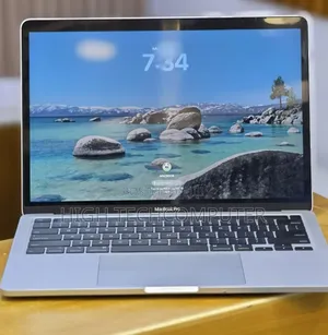 New Laptop Apple MacBook Pro 2020 32GB Intel Core i7 SSD 512GB