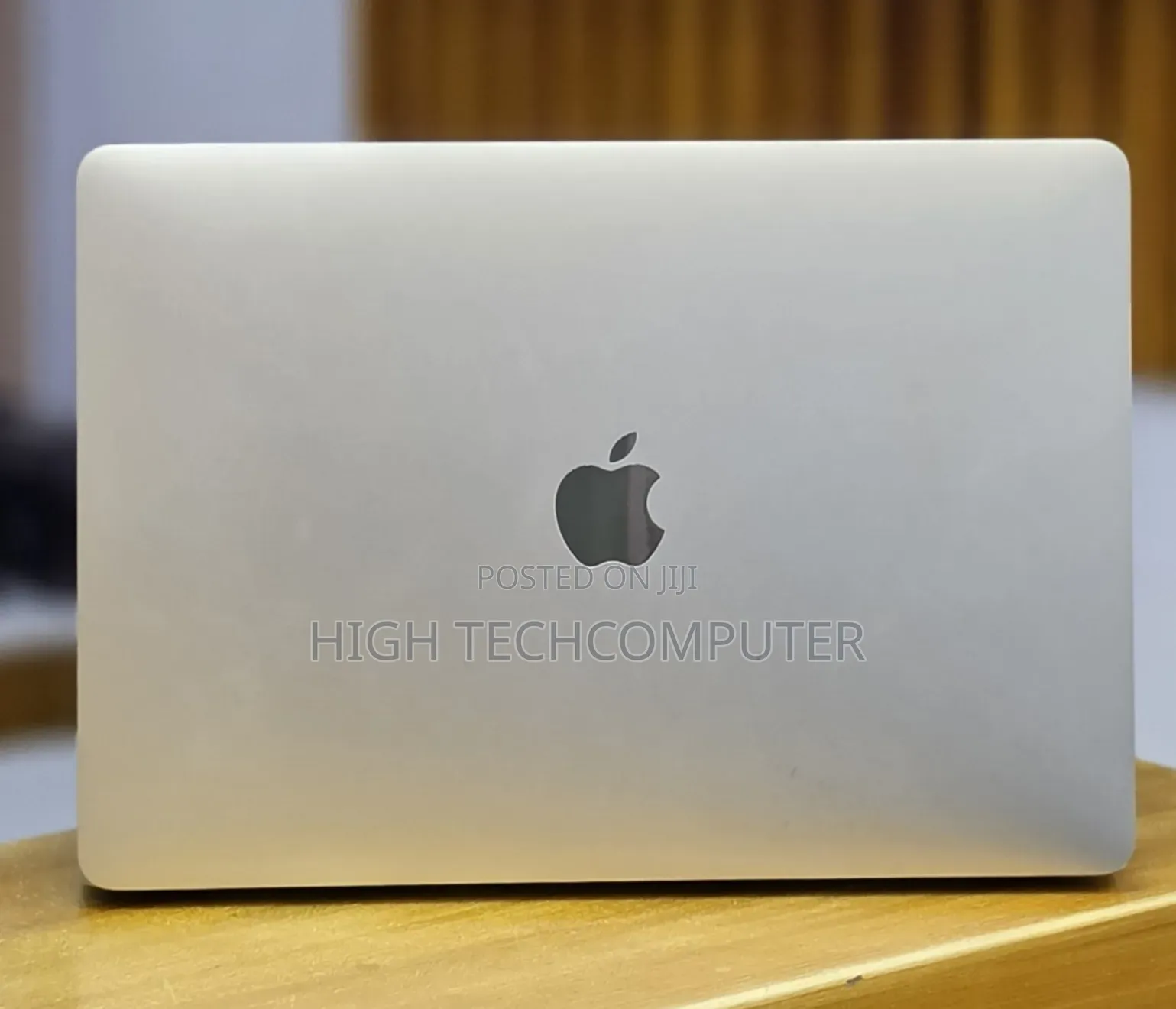 New Laptop Apple MacBook Pro 2020 32GB Intel Core i7 SSD 512GB