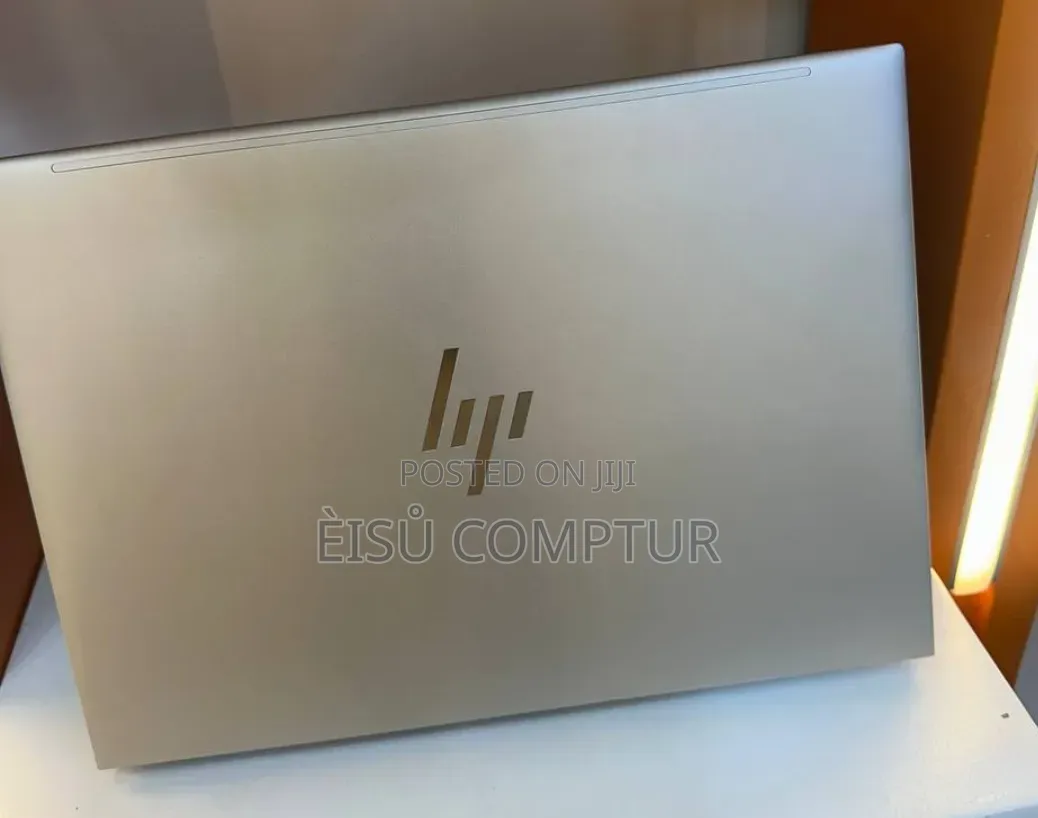 New Laptop HP EliteBook 840 G10 16GB Intel Core i7 SSD 512GB