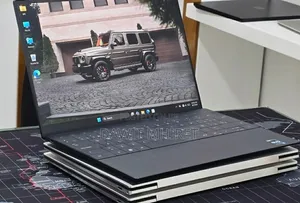 New Laptop Dell XPS 12 9250 16GB Intel Core i7 SSD 512GB