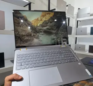 New Laptop Lenovo Yoga 3 16GB AMD Ryzen 7 SSD 512GB