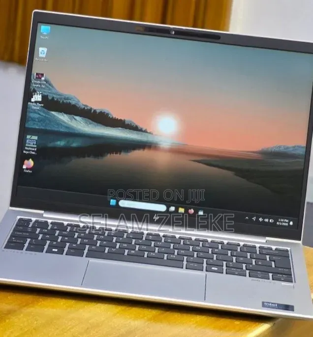 New Laptop HP Elitebook 830 G11 16GB Intel Core Ultra 7 SSD 512GB
