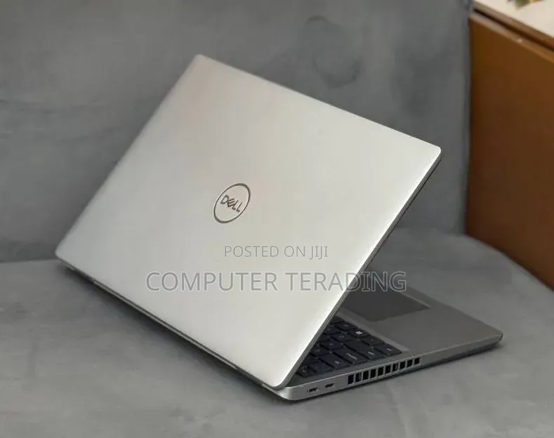 New Laptop Dell Precision 3571 16GB Intel Core i7 SSD 512GB