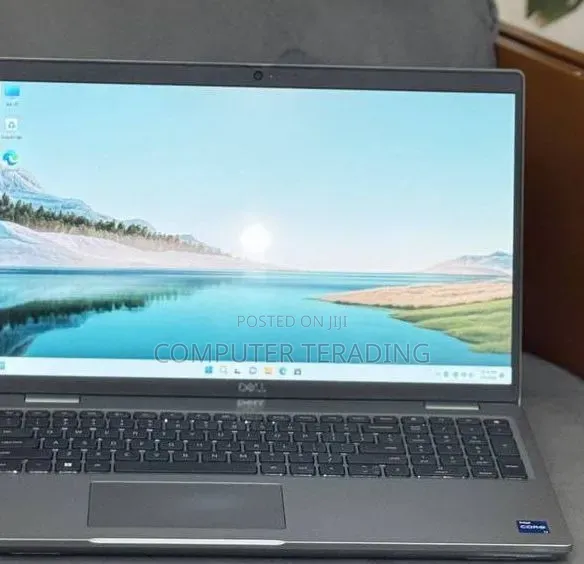New Laptop Dell Precision 3571 16GB Intel Core i7 SSD 512GB