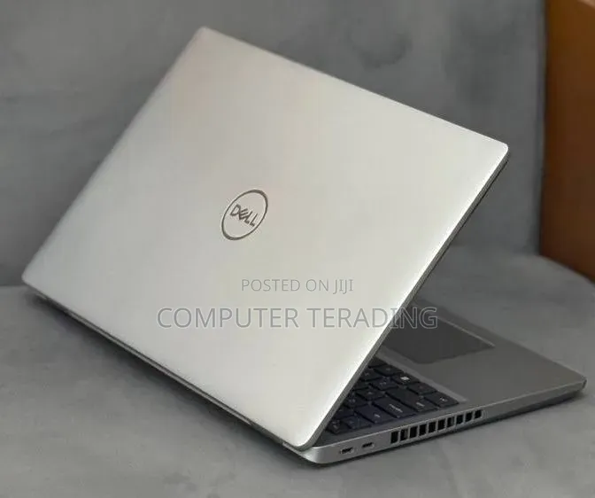 New Laptop Dell Precision 3571 16GB Intel Core i7 SSD 512GB