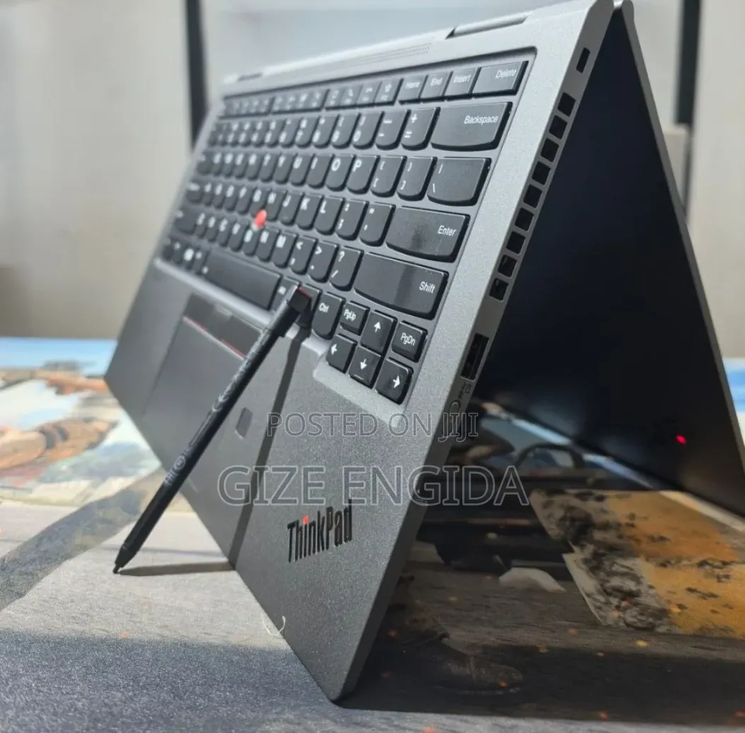 New Laptop Lenovo ThinkPad X1 Yoga 16GB Intel Core i7 SSD 512GB