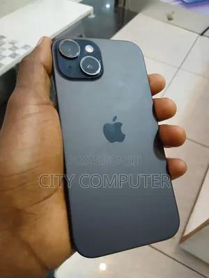 New Apple iPhone 15 128 GB Black