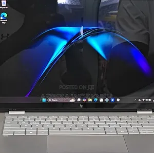 New Laptop HP 16GB Intel Core Ultra 7 SSD 1T