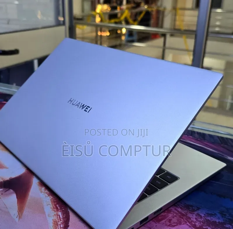 New Laptop Huawei MateBook D 14 16GB Intel Core i5 SSD 512GB
