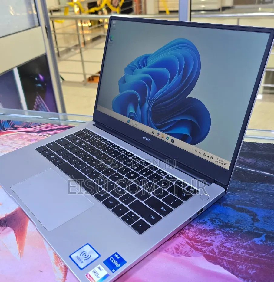 New Laptop Huawei MateBook D 14 16GB Intel Core i5 SSD 512GB