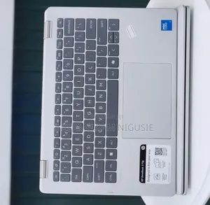 New Laptop HP OmniBook 5 Flip 16GB Intel Core i7 SSD 512GB
