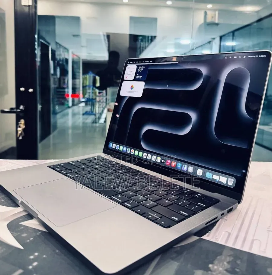 New Laptop Apple MacBook Pro 16GB Apple M1 Pro SSD 512GB