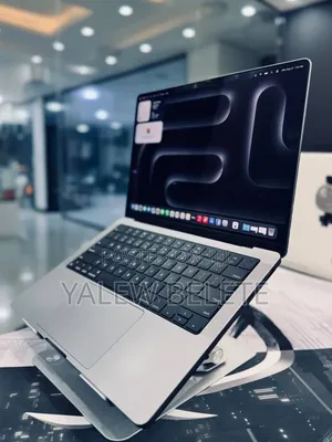 New Laptop Apple MacBook Pro 16GB Apple M1 Pro SSD 512GB
