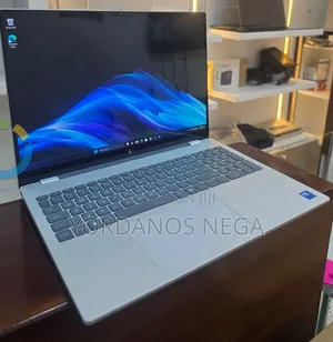 New Laptop HP OmniBook Ultra Flip 16" 16GB Intel Core Ultra 9 SSD 1T