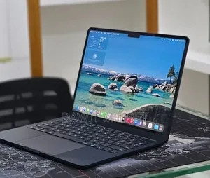 New Laptop Apple MacBook Air 2022 M2 16GB Apple M2 SSD 256GB