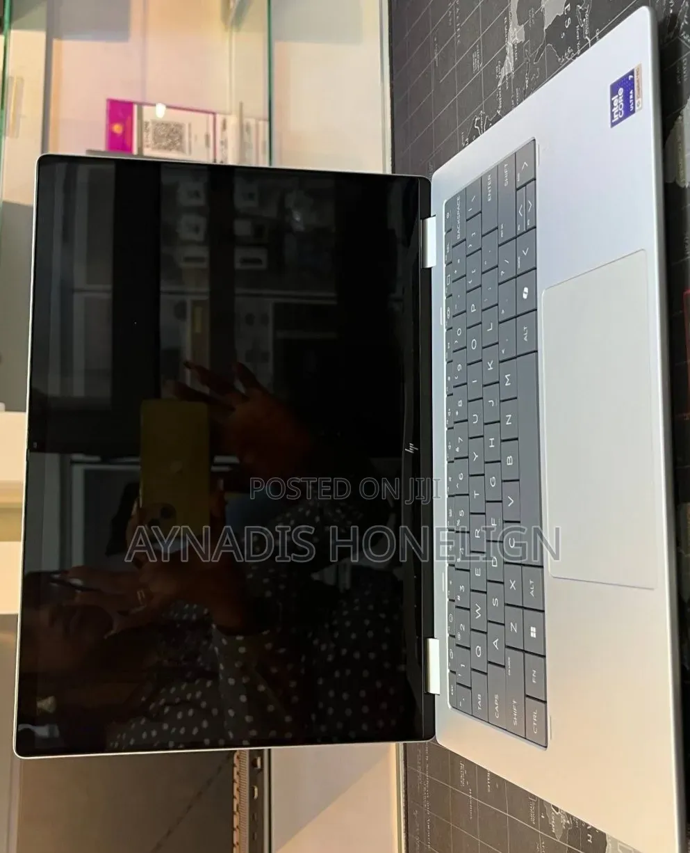 New Laptop HP OmniBook X Flip 16" 16GB Intel Core Ultra 7 SSD 1T