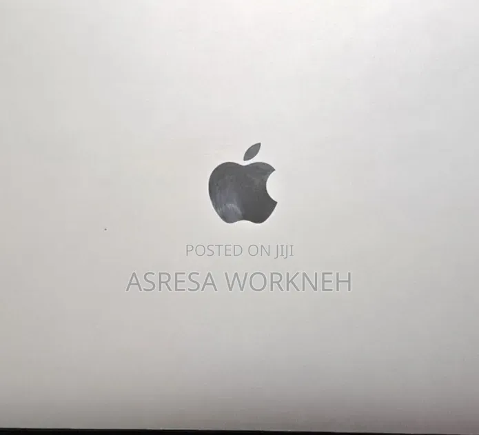 New Laptop Apple MacBook Air 2020 M1 8GB Apple M1 SSD 256GB
