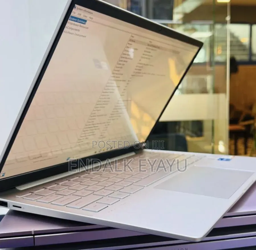 New Laptop HP Pavilion 14 16GB Intel Core i7 SSD 1T