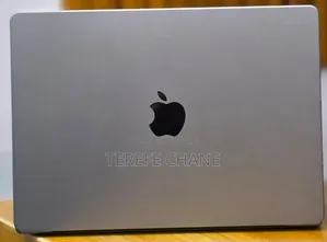 New Laptop Apple MacBook Pro 2021 M1 32GB Intel Core i7 SSD 512GB