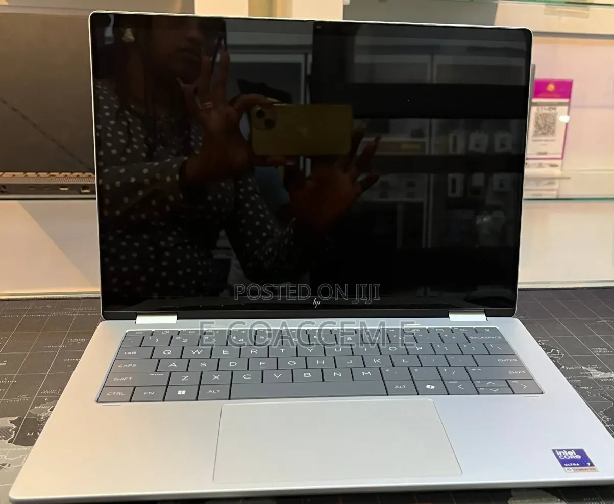 New Laptop HP 16GB Intel Core Ultra 7 SSD 1T