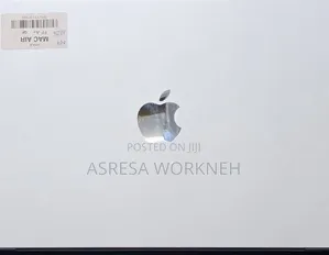 New Laptop Apple MacBook Air 2025 M4 16GB Apple M4 SSD 256GB