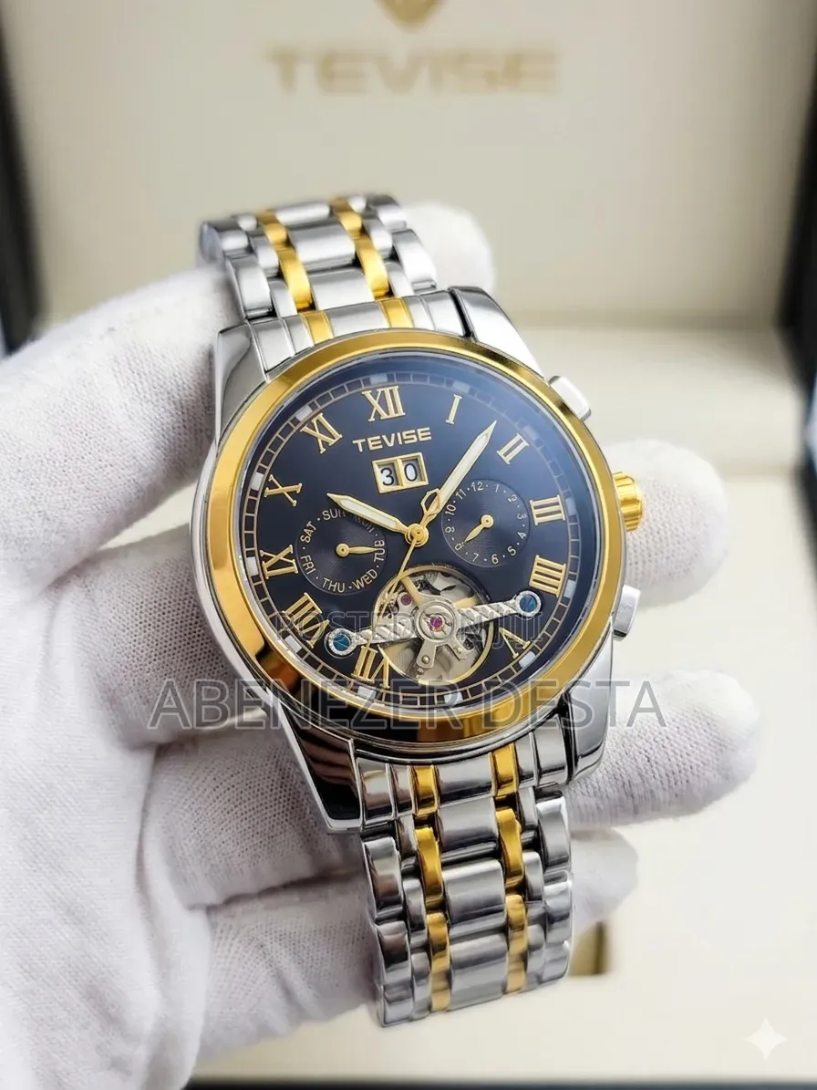 Tevise Automatic Mechanical Watch Featuring a Black Dial Roman Numeral