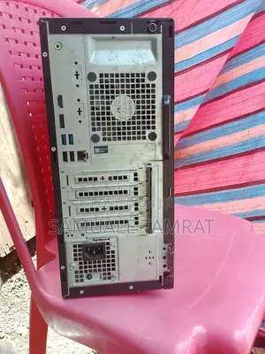 Desktop Computer Dell OptiPlex 3060 8GB Intel Core i5 HDD 500GB