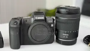 Canon R Camera With Silver Lance