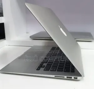 New Laptop Apple MacBook Air 2017 8GB Intel Core i7 SSD 128GB